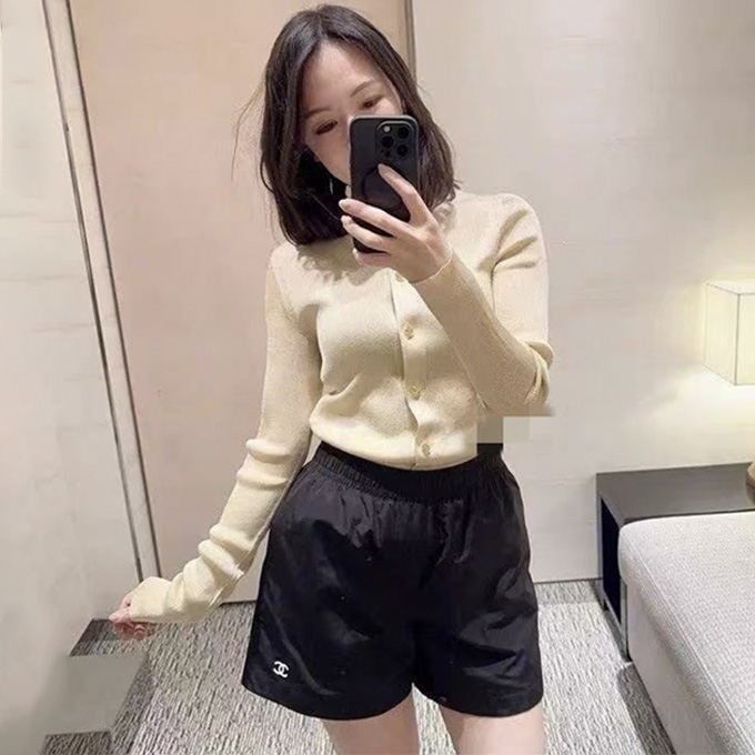 chanel elastic waist relaxed casual short trousers